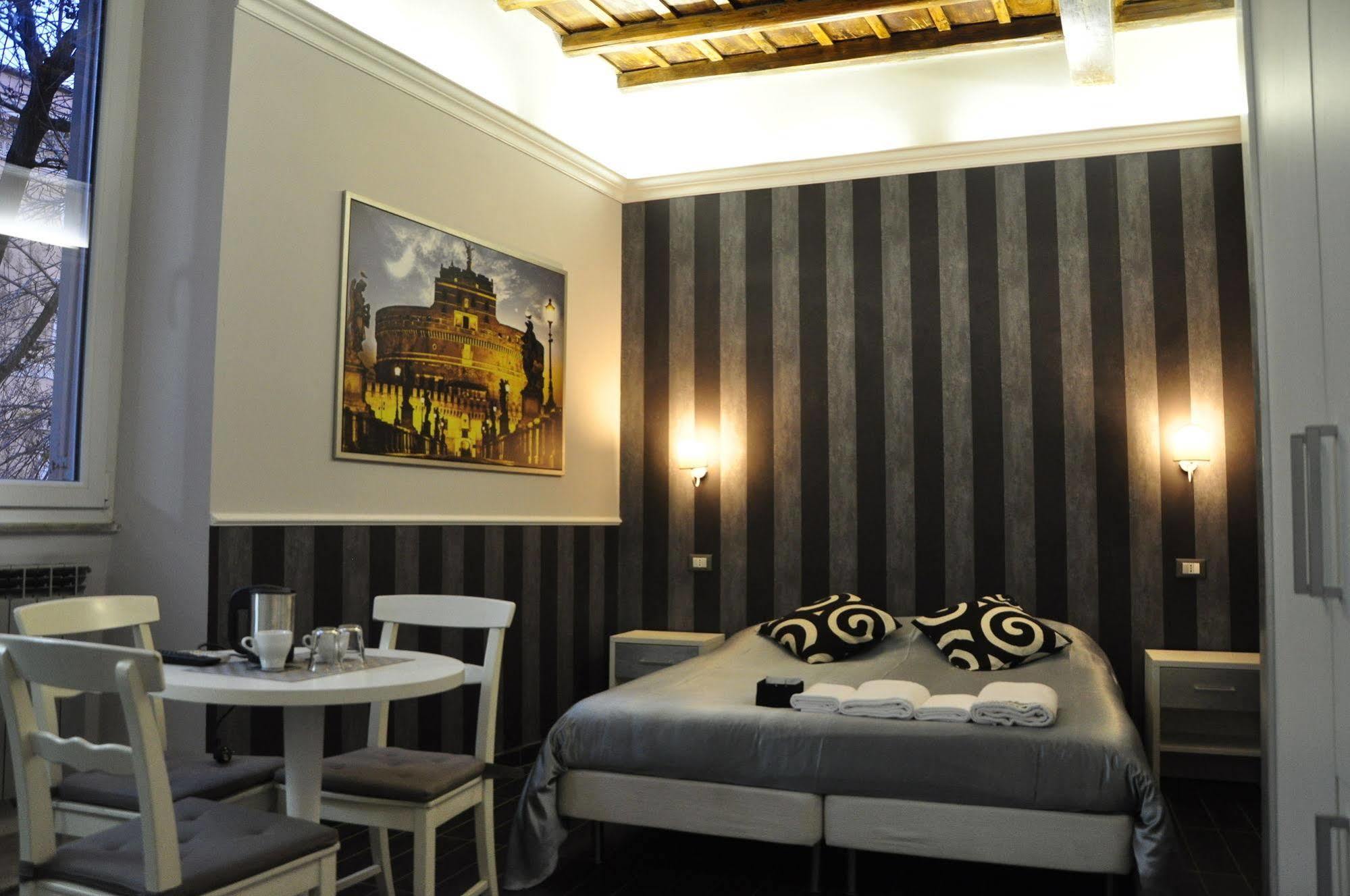 Navona Nice Room Рим Екстер'єр фото